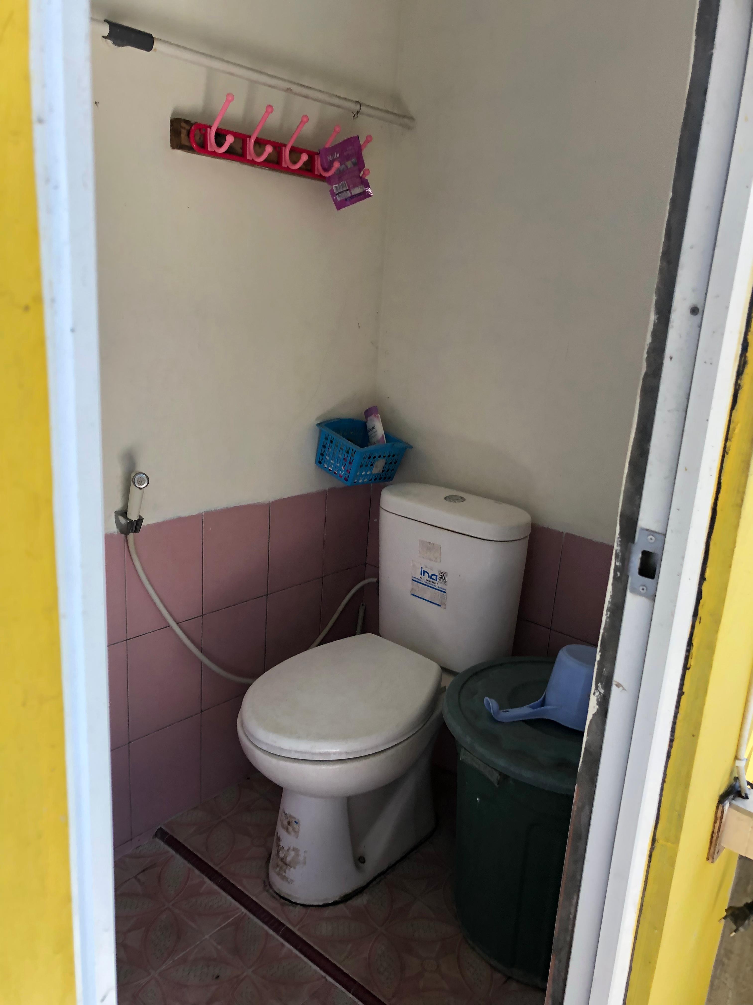 Kamar Mandi Bersih
